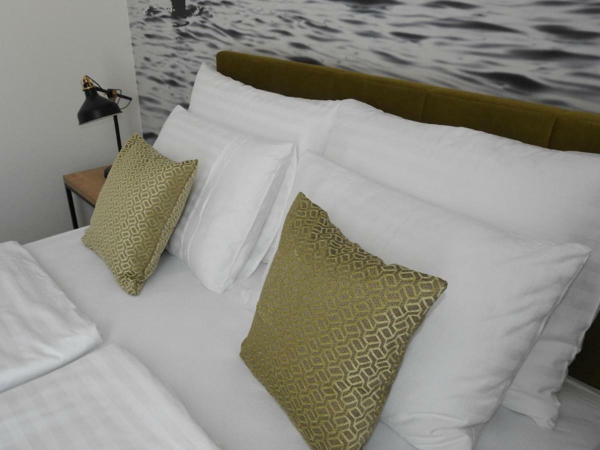 Luxury Apartments Magali 3 로비니 외부 사진